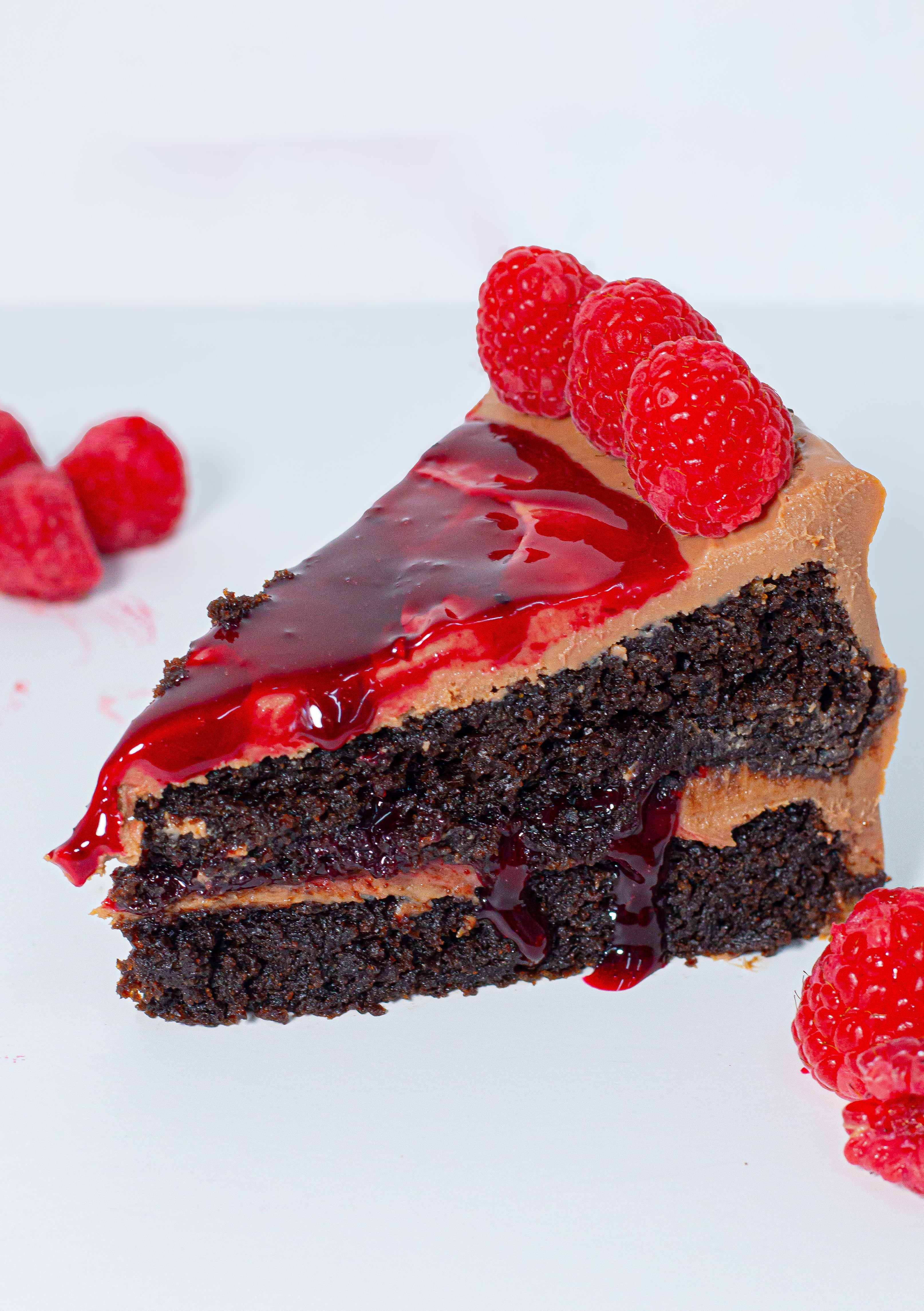 Eggless chocolate cake