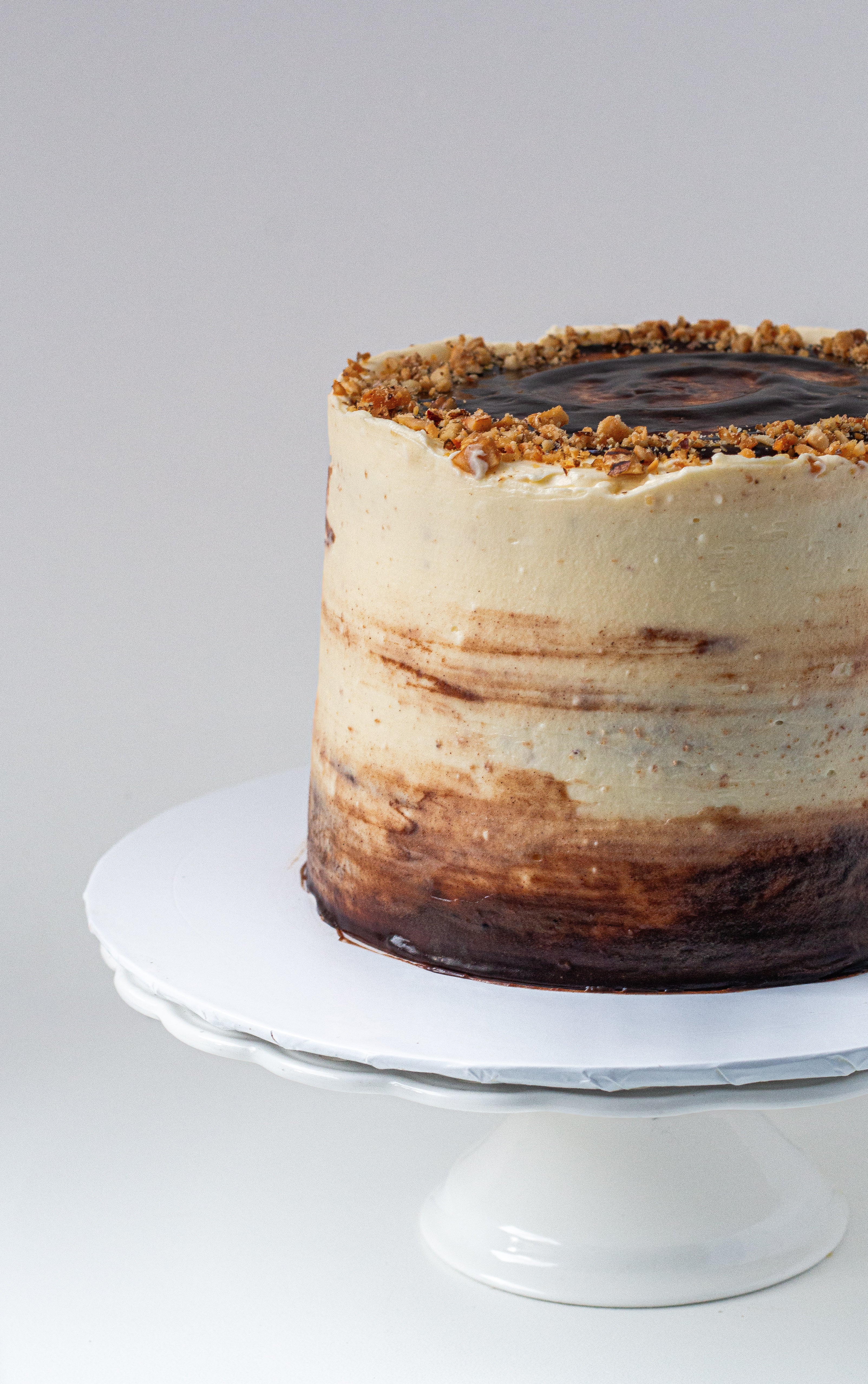 Banana bread and cinnamon caramel cake