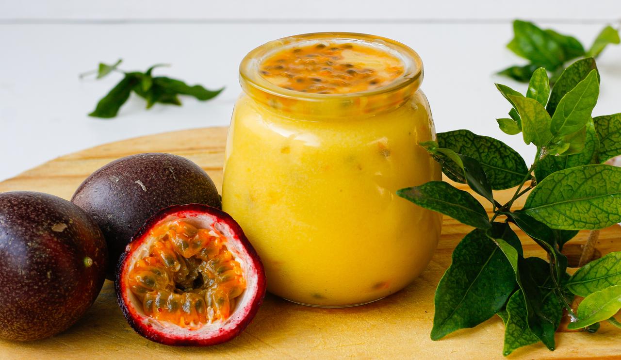Passion fruit curd