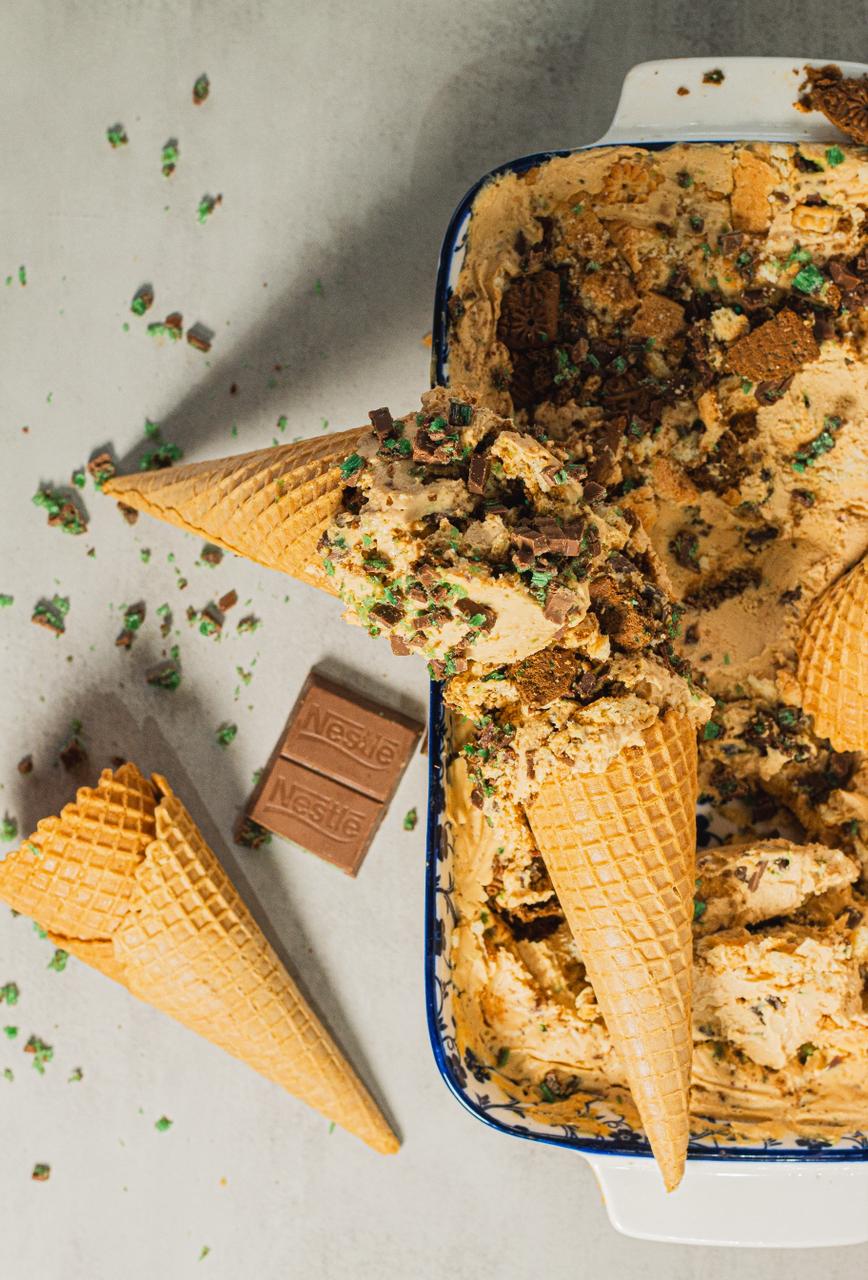 Peppermint crisp tart ice cream