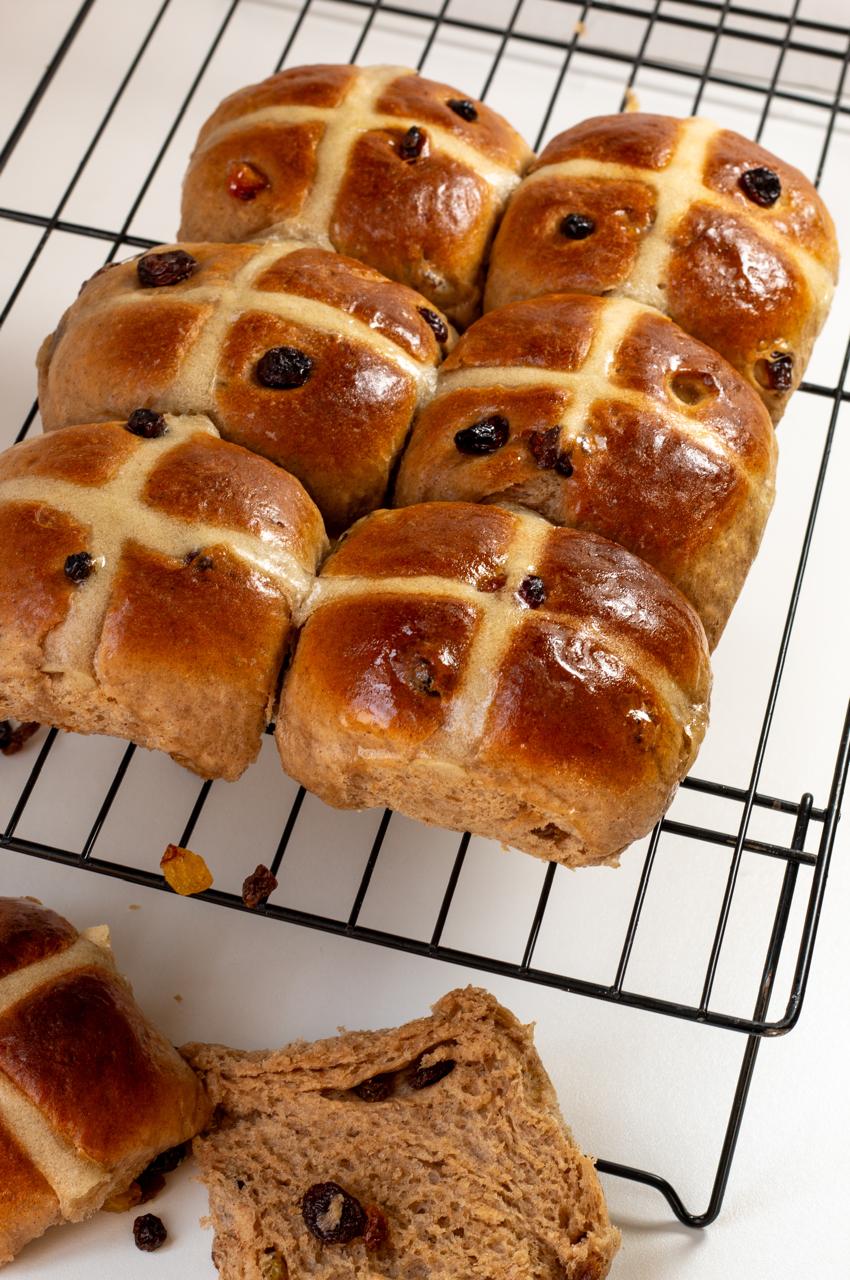 Hot cross buns